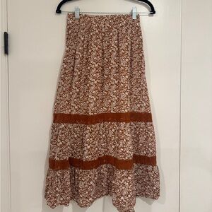 Pink Lily Floral Tiered Midi Skirt – Rust Brown – Size Small